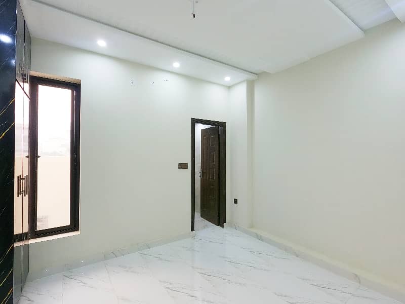 6 Marla House with 5 Bed Rooms Available for Sale in Bahria Nasheman, Lahore 13