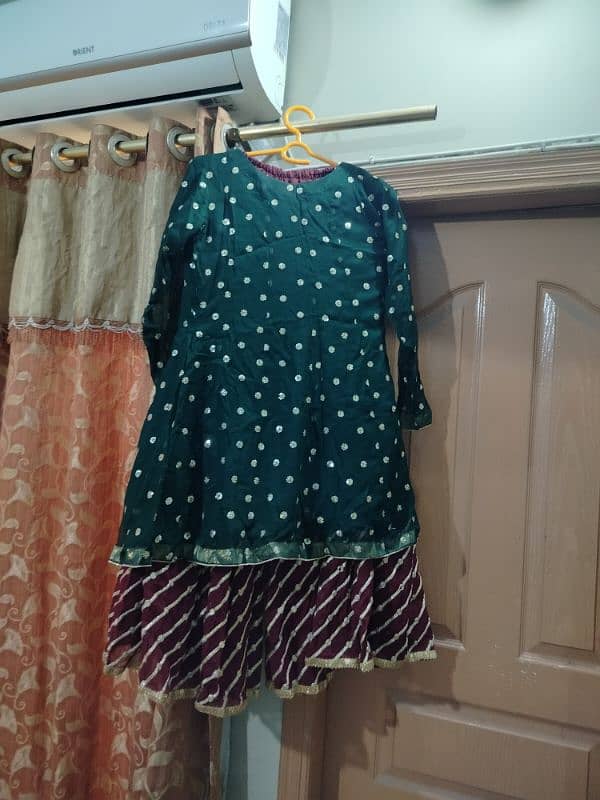 peplum tops ND garara medium size 1 time used bilkul new 9