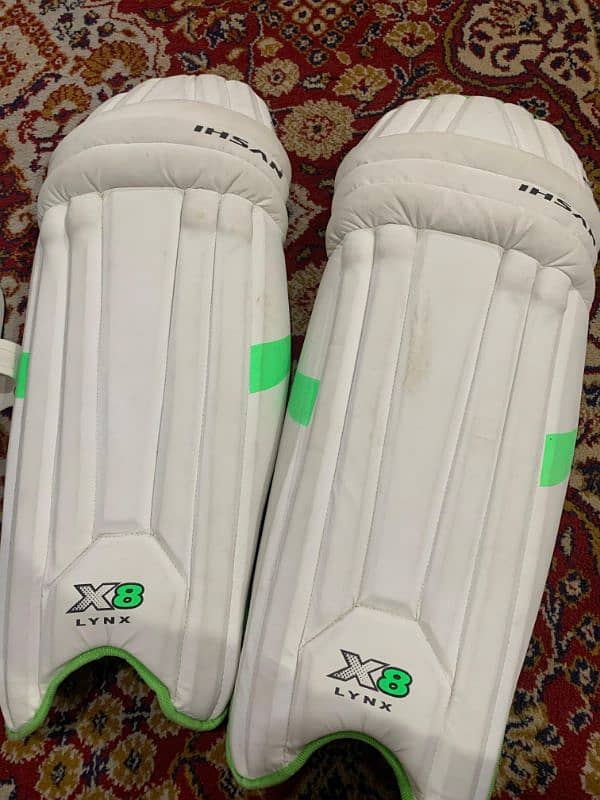 IS X8 Lynx Brand Cricket Kit 3