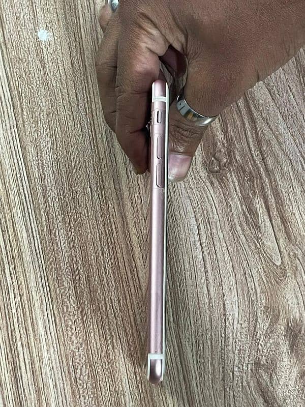 Iphone 7 Non PTA 5