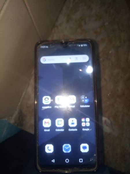 spark s9 2 32 hay phone bilkul lush condition hay 2