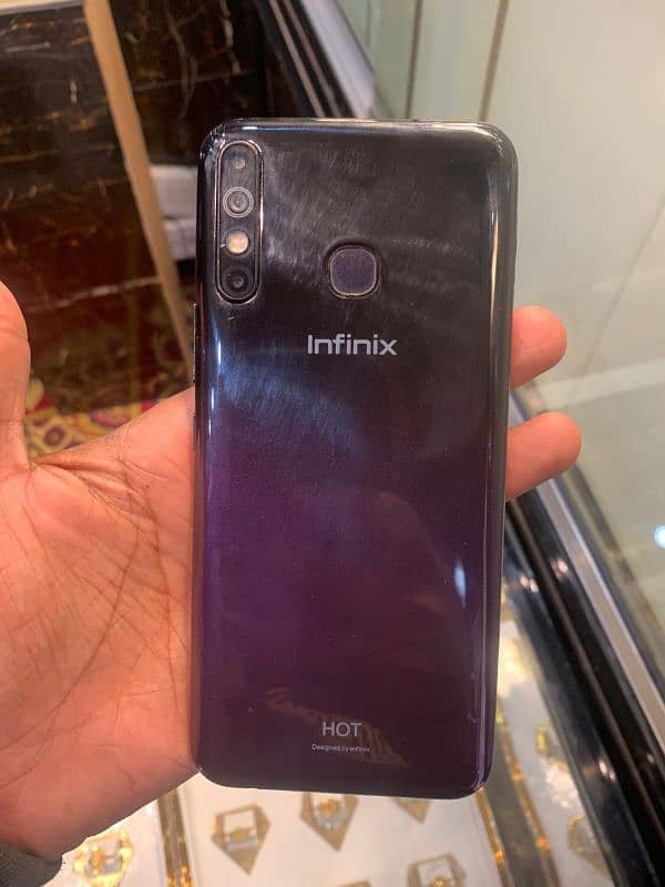 infinix hot 8 4GB ram 64 memory complete box 2