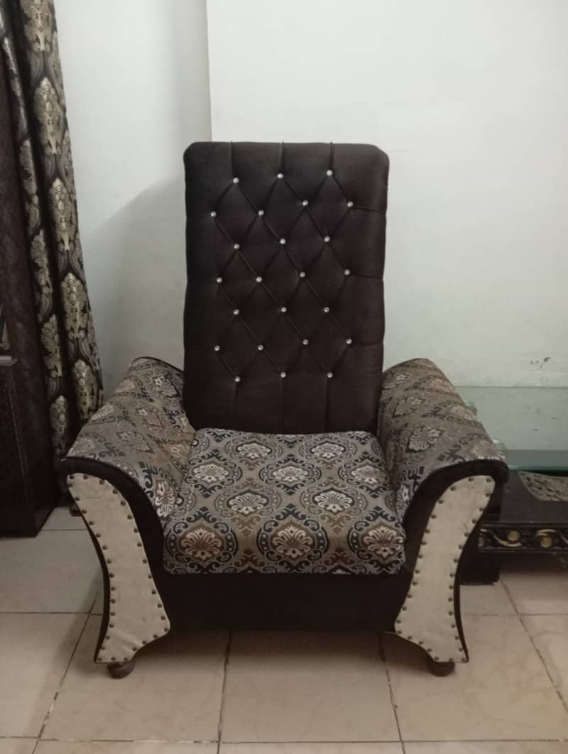 5 seater sofa set for sell 1