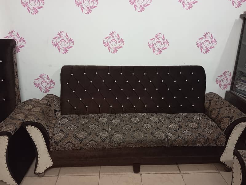 5 seater sofa set for sell 3