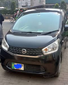 * Nissan Dayz 2014 model 2018 registered best Hatchback sale up