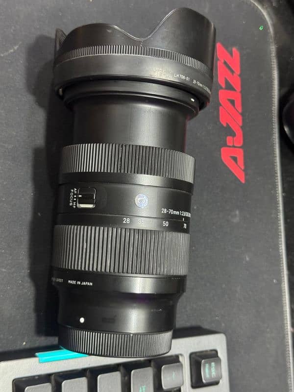 Sigma 28-70mm f/2.8 DG DN Sony Full Frame 4