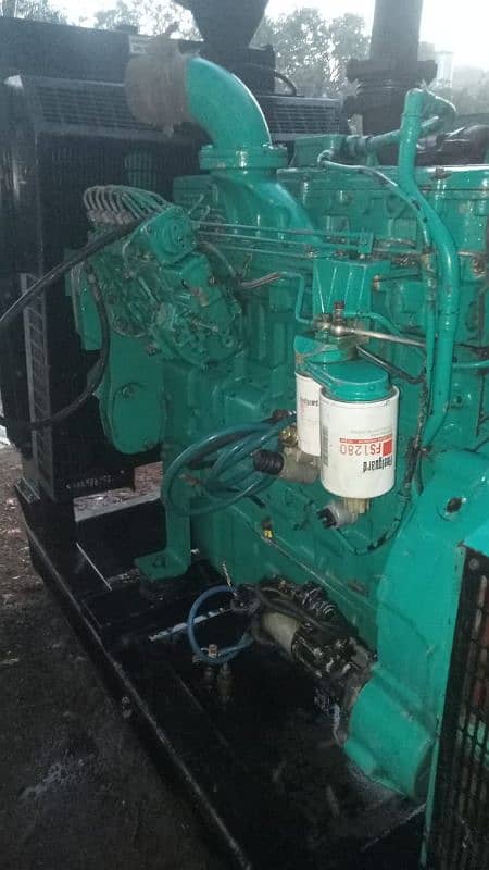 200 kVA Cummins Diesel Generator 0