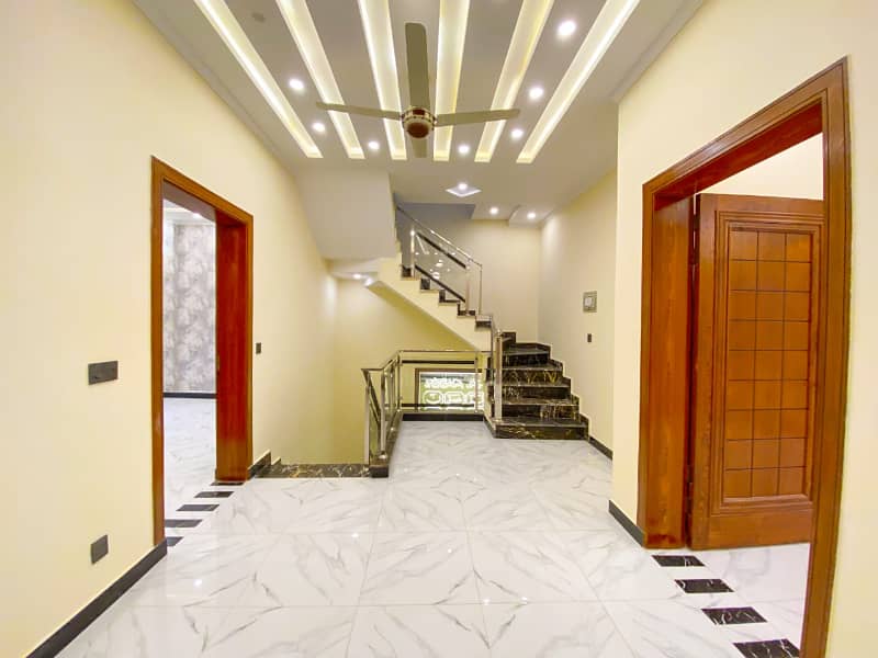 Elegant 7 Marla House for Sale in Citi Housing Jhelum! 10