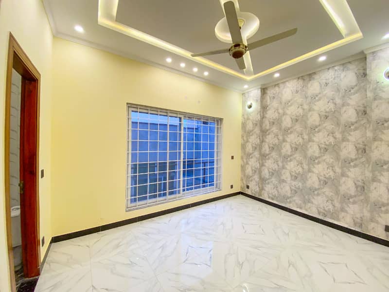 Elegant 7 Marla House for Sale in Citi Housing Jhelum! 15