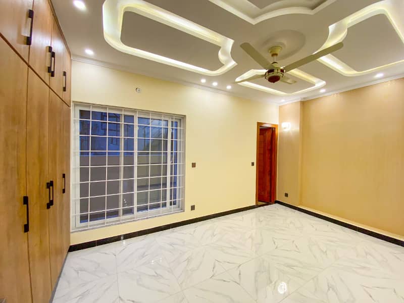 Elegant 7 Marla House for Sale in Citi Housing Jhelum! 19