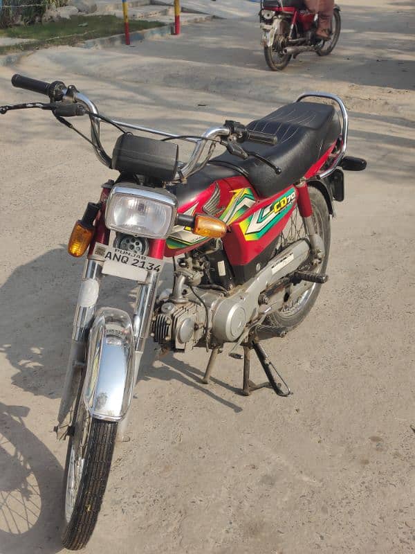 Honda cd 70 2022/23 model 1st hand brand new condition available 0