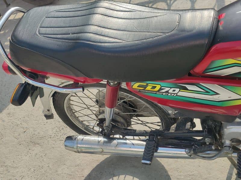 Honda cd 70 2022/23 model 1st hand brand new condition available 3