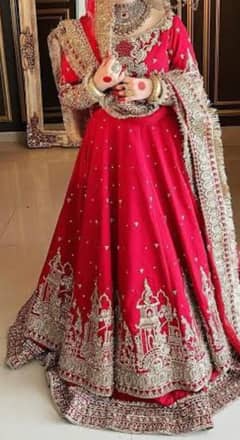 Bridal lehenga | Customize Bridal Dresses | Designer Lehenga