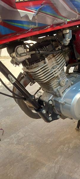 Urgent Sale Honda 125 8