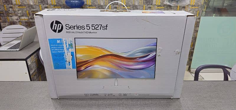 Hp 27 inch FHD Bezell less series 5527Sf 1