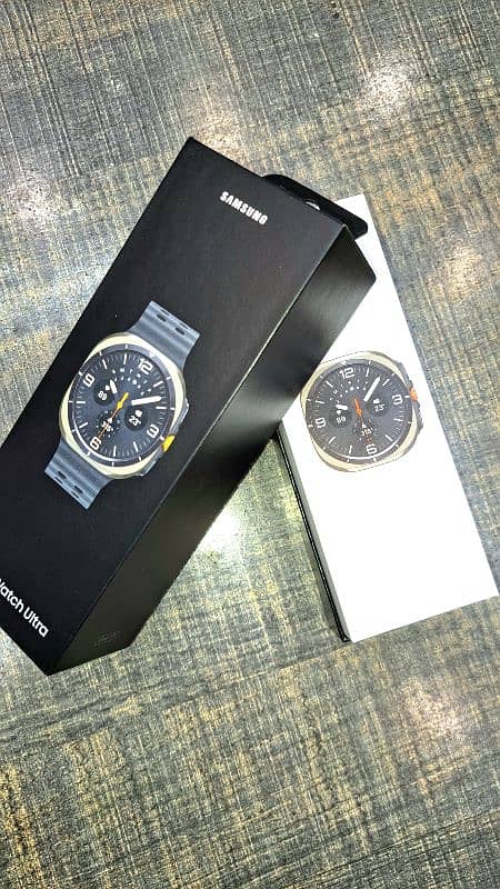 Samsung Watch Ultra Silver Titanium 5