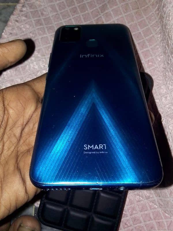 Infinix smart 6 10/10 condition 4 64 gb 3