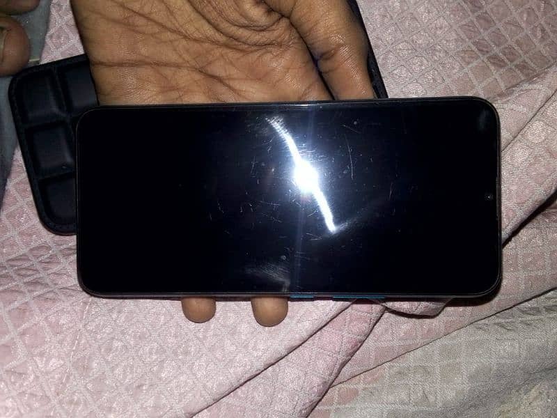 Infinix smart 6 10/10 condition 4 64 gb 5