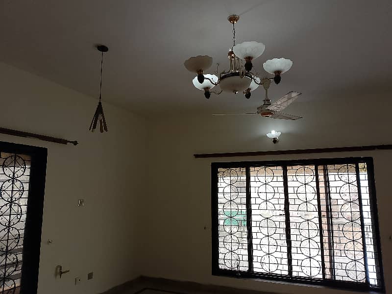 AFFORDABLE KANAL UPPER PORTION FOR RENT - DHA PHASE 2 7