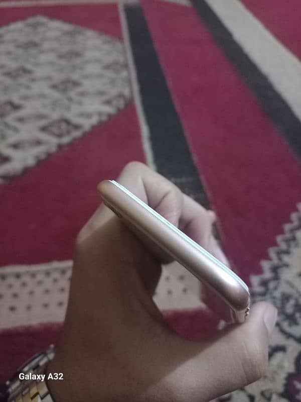 Iphone 8 64gb Non-PTA Condition 10/10 5