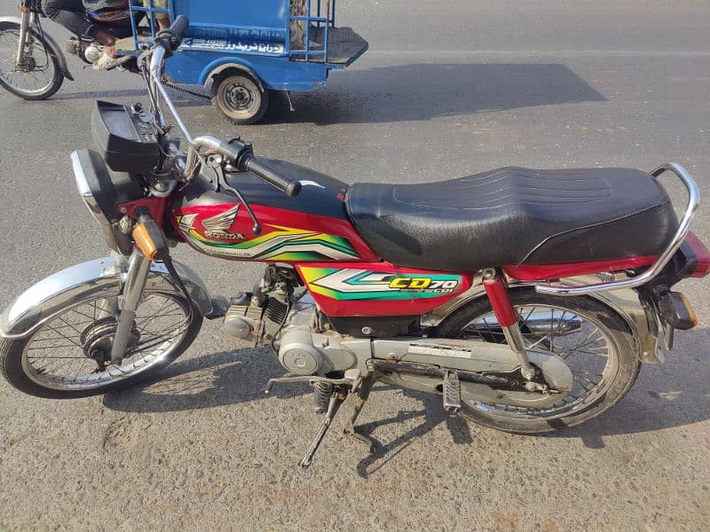 Honda cd 70 2022/23 model fresh condition 1st hand used 1