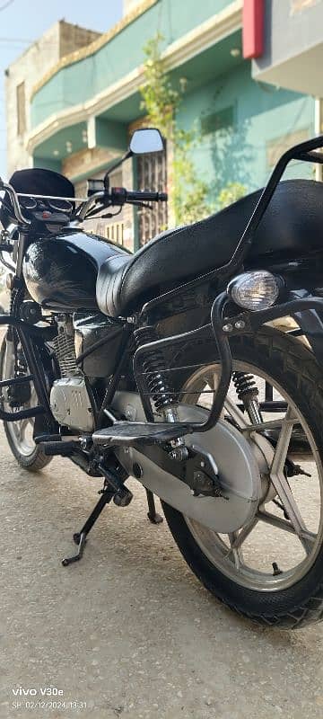 Suzuki gs150 se 3