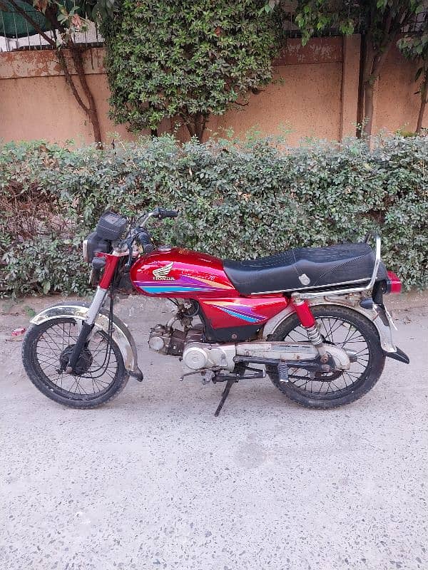 Safari 70 Bike Urgent Sale 0