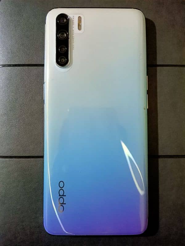 oppo f15 8/256 10