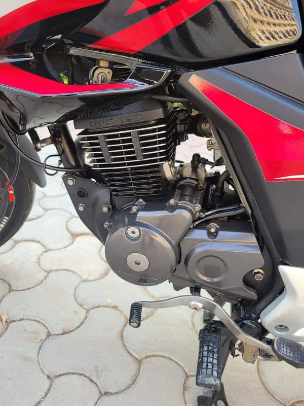 Honda cb 150 f 2018 model black colour hyderabad register 6