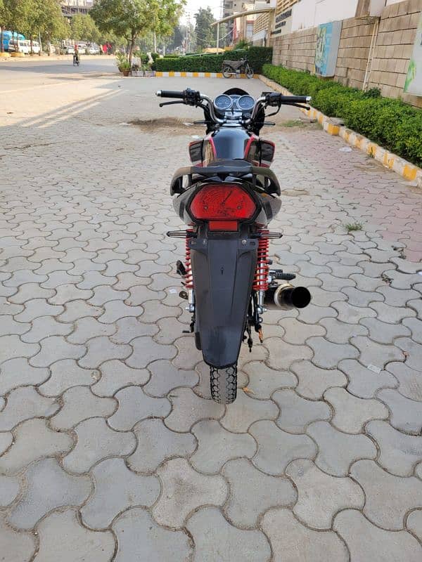 Honda cb 150 f 2018 model black colour hyderabad register 8