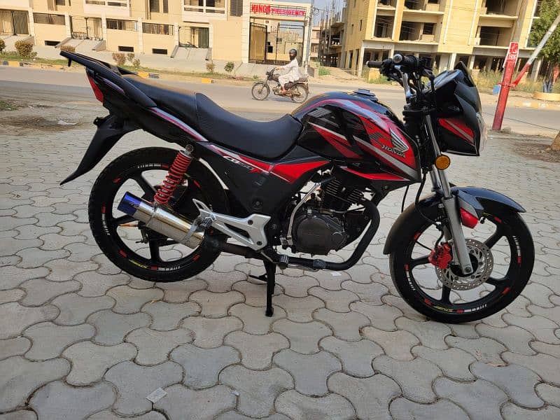 Honda cb 150 f 2018 model black colour hyderabad register 1