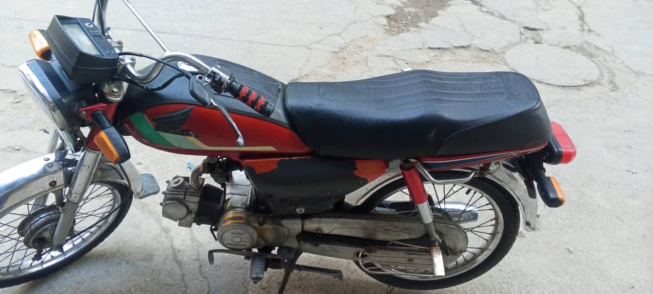 Honda CD 70 2013 10