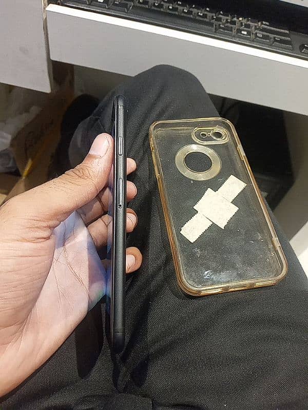 iPhone 7 pta approved 32gb 2