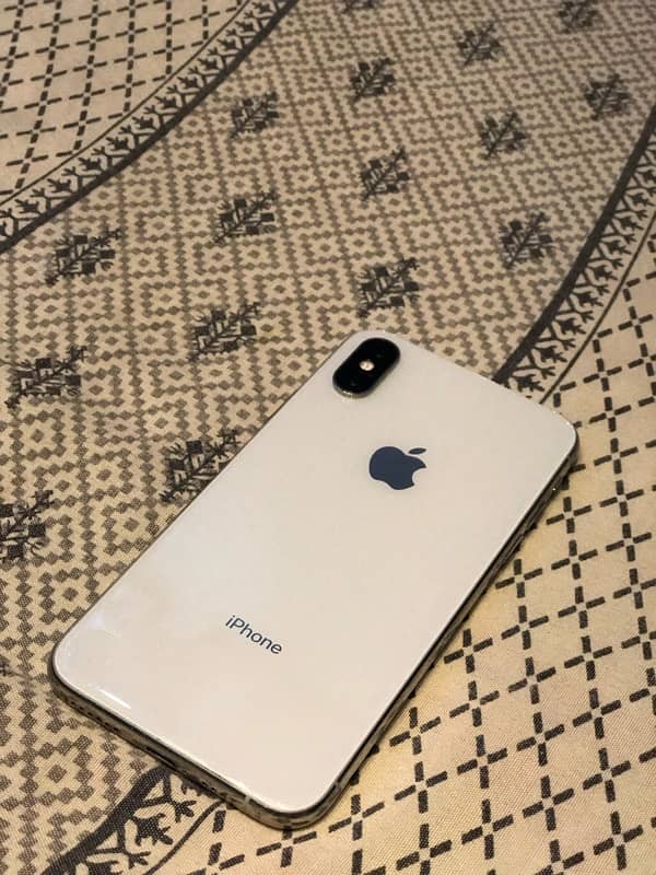 iPhone XS 64 GB Dual PTA Approv 1