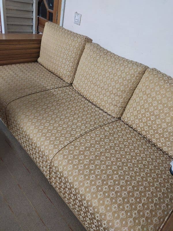 Expensive 7 seater Sofa set with center tables 6