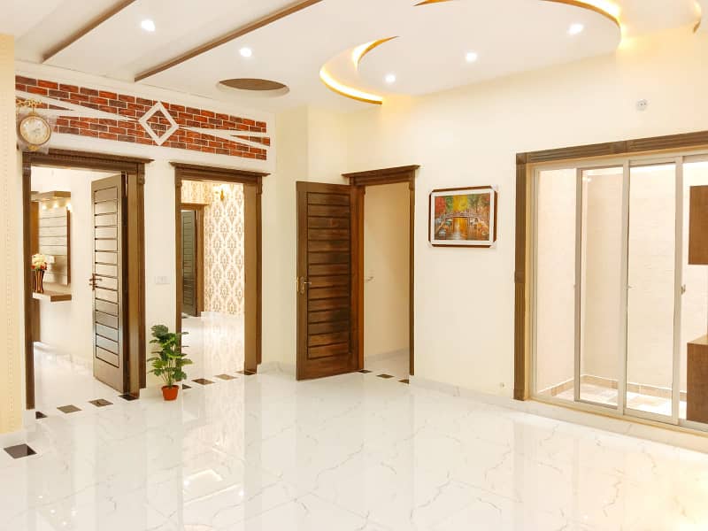 10 Marla Brand New First Entry House For Sale Near Wapda Town Gulshan-E-Lahore Main 65 Feet Road. 20