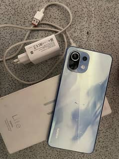 Xiaomi 11 lite   6+5/128