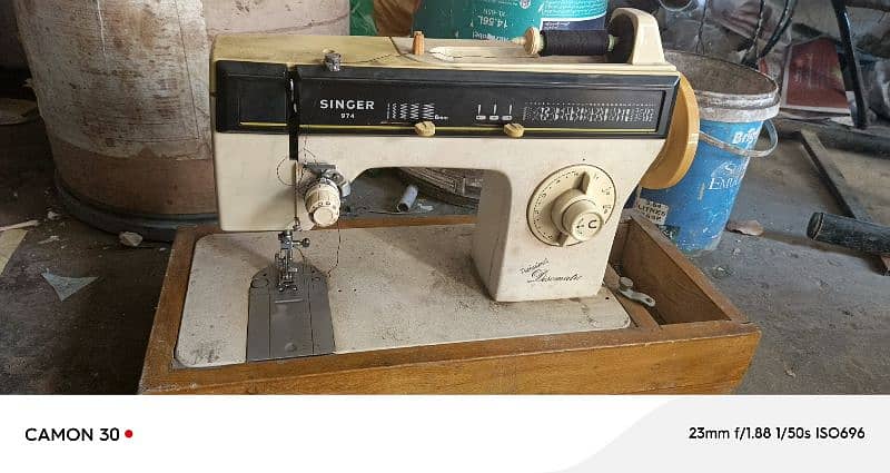 sewing machine for sale best condition 4