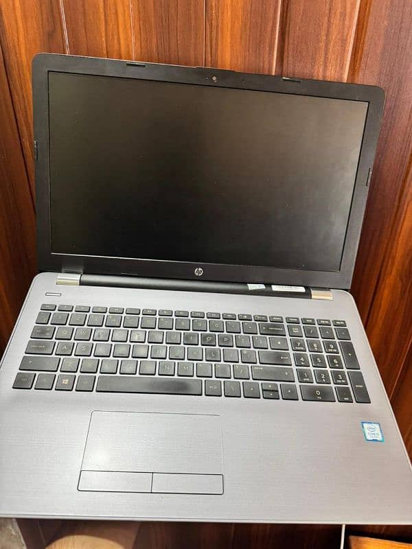 HP Core i5 7th Generation 8/256GB SSD 2