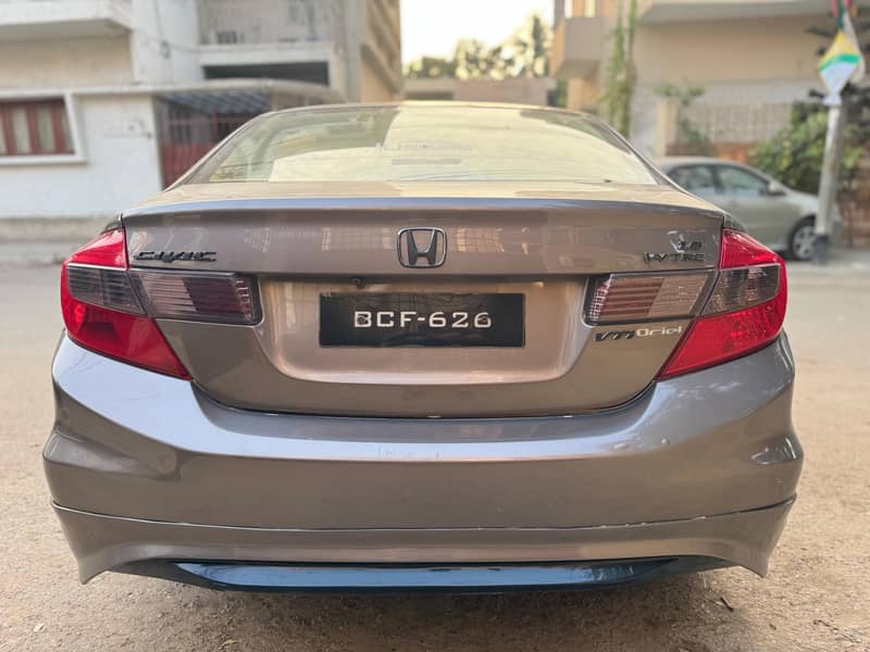 Honda Civic VTI Oriel Prosmatic 2014 UG 2