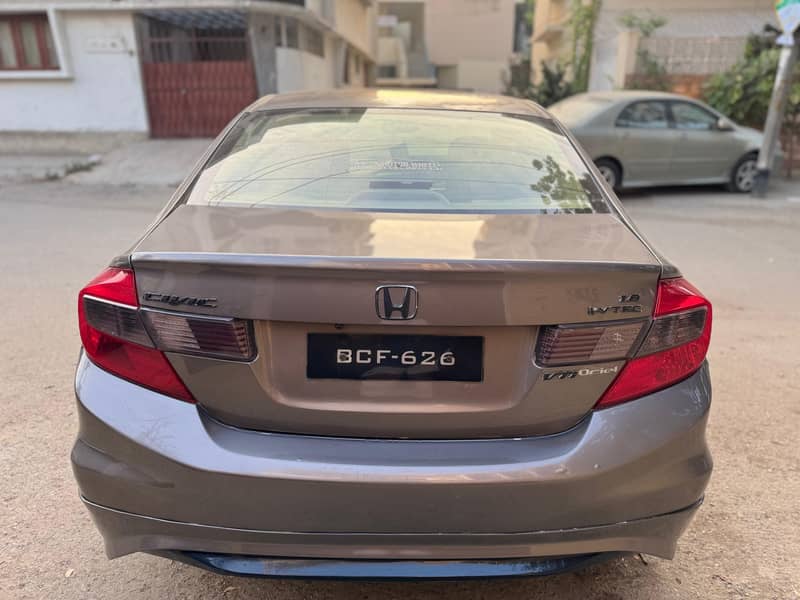 Honda Civic VTI Oriel Prosmatic 2014 UG 3