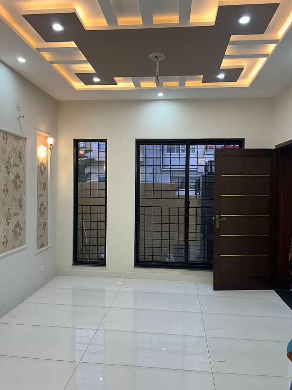 5 Marla Beautifully Built House Is For Sale In Khayaban E Amin Block L 18