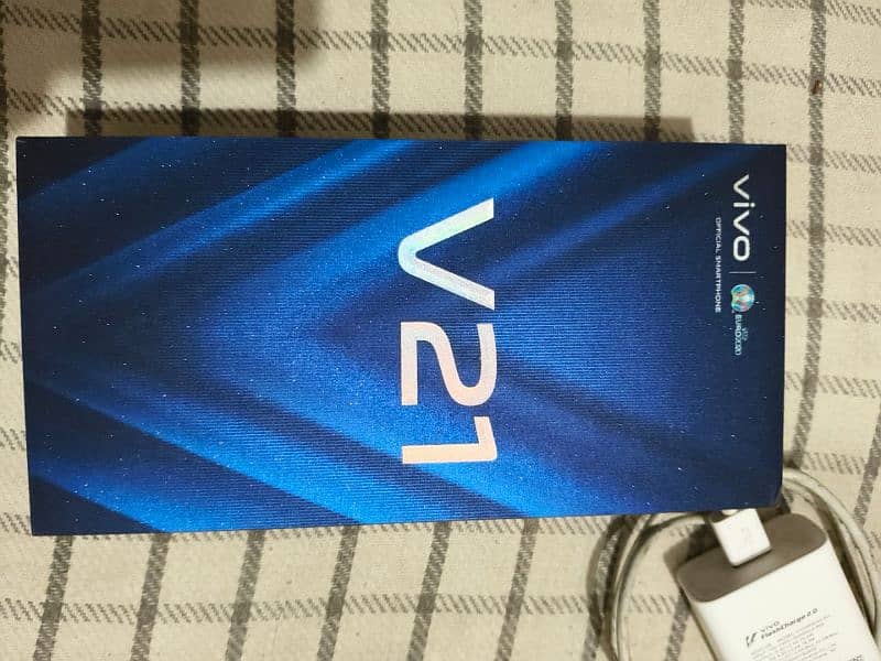 VIVO V21 8/128 0