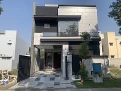 5 MARLA BEAUTIFUL BRAND NEW HOUSE IS AVAILABLE FOR SALE ON A TOP NOTCH LOCATION IN DHA PHASE 11 RAHBAR SECTOR 2 LAHORE