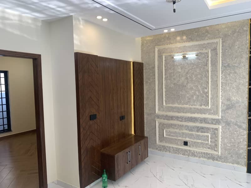 5 MARLA BEAUTIFUL BRAND NEW HOUSE IS AVAILABLE FOR SALE ON A TOP NOTCH LOCATION IN DHA PHASE 11 RAHBAR SECTOR 2 LAHORE 4