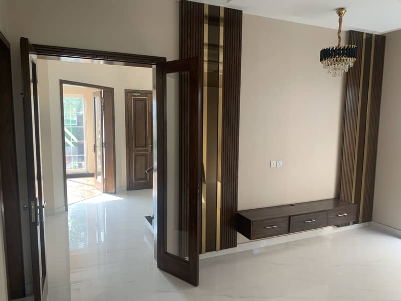 10 MARLA 5 BEDROOM BRAND NEW HOUSE ON A VERY GOOD LOCATION OF DHA PHASE 11 RAHBAR IS AVAILABLE FOR SALE 12