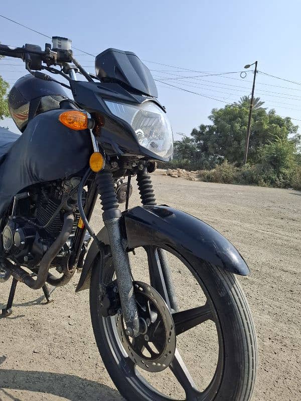 SUZUKI GR150 / 22K Driven / Karachi Registered 9