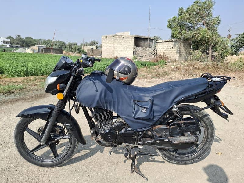 SUZUKI GR150 / 22K Driven / Karachi Registered 10