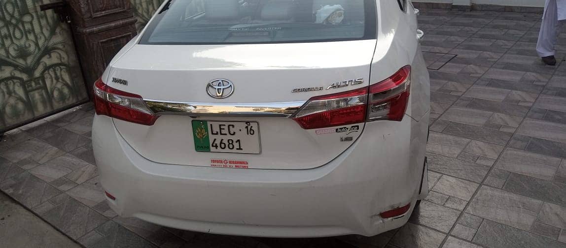 Toyota Corolla Altis 2016 6