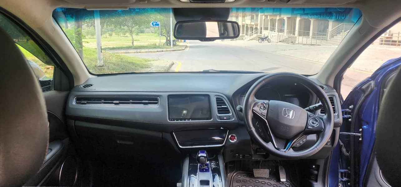 Honda Vezel  Z Sensing Package 2016 1